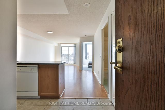 lph7 - 1730 Eglinton Ave E, Condo with 1 bedrooms, 1 bathrooms and 1 parking in Toronto ON | Image 20