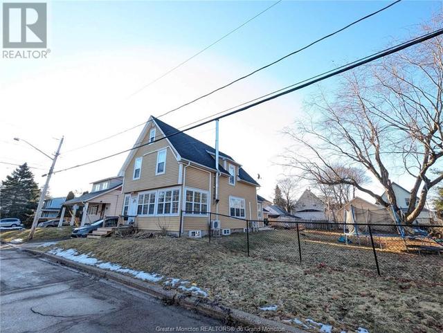 37 Storey Rd, House detached with 3 bedrooms, 1 bathrooms and null parking in Moncton NB | Image 1
