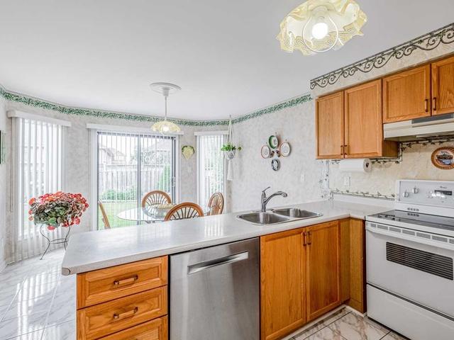 74 Red Maple Dr, House detached with 4 bedrooms, 3 bathrooms and 6 parking in Brampton ON | Image 26