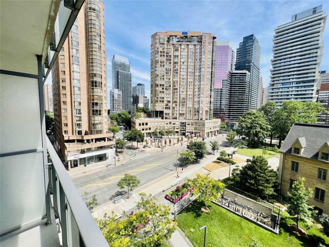503 - 1080 Bay St, Condo with 1 bedrooms, 1 bathrooms and 1 parking in Toronto ON | Image 7