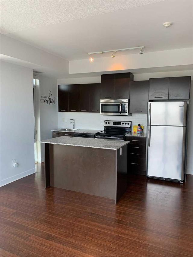 1602 - 360 Square One Dr, Condo with 2 bedrooms, 2 bathrooms and 1 parking in Mississauga ON | Image 6