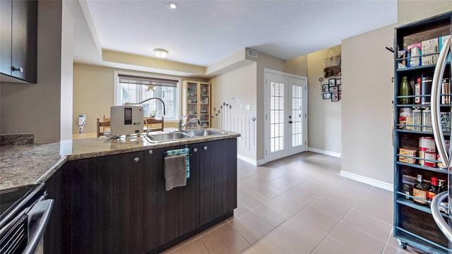 42a - 15 Carere Cres, Townhouse with 2 bedrooms, 2 bathrooms and 1 parking in Guelph ON | Image 8
