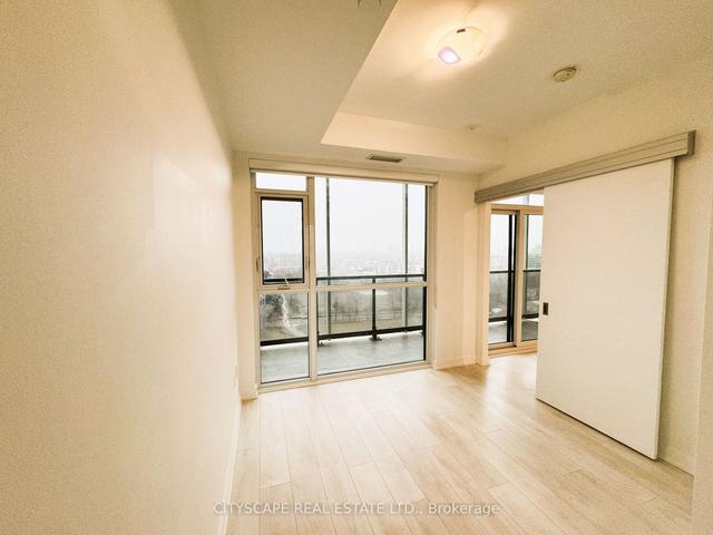 1407 - 30 Ordnance St, Condo with 2 bedrooms, 2 bathrooms and 0 parking in Toronto ON | Image 5