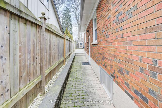 50 Edgewood Ave, House detached with 3 bedrooms, 2 bathrooms and 4 parking in Hamilton ON | Image 22