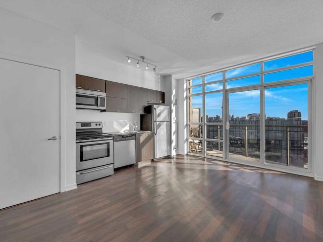 ph01 - 38 Joe Shuster Way, Condo with 2 bedrooms, 2 bathrooms and 1 parking in Toronto ON | Image 20