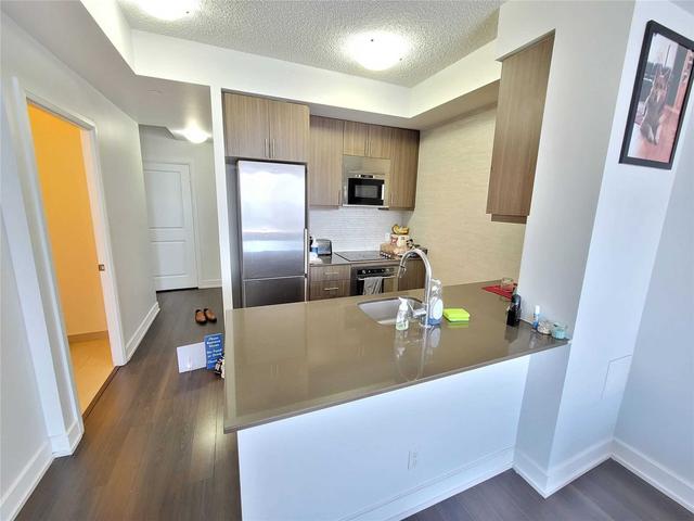 2729 - 2 Eva Rd, Condo with 1 bedrooms, 2 bathrooms and 1 parking in Toronto ON | Image 2