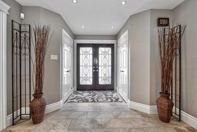 2064 Schoolmaster Circ, House detached with 5 bedrooms, 4 bathrooms and 4 parking in Oakville ON | Image 12