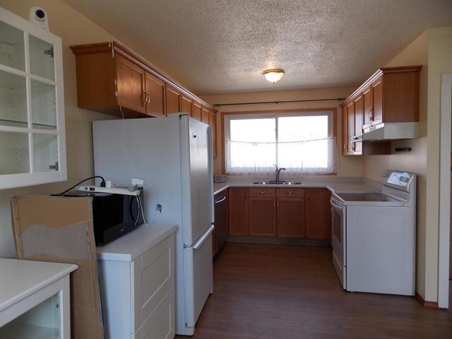 5142 44 Street, House detached with 3 bedrooms, 2 bathrooms and 5 parking in Olds AB | Image 6