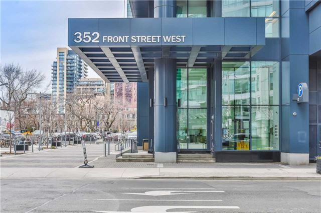1621 - 352 Front St, Condo with 1 bedrooms, 1 bathrooms and null parking in Toronto ON | Image 2