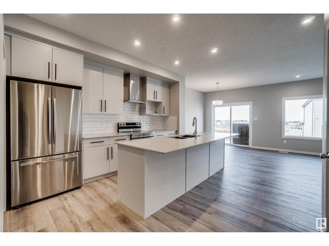 3532 6 Av Sw Sw, House detached with 3 bedrooms, 2 bathrooms and null parking in Edmonton AB | Image 5