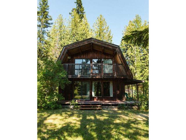 240 Bryan Road, House detached with 3 bedrooms, 2 bathrooms and null parking in Central Kootenay E BC | Image 15