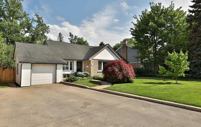 2078 Courtland Dr, House detached with 3 bedrooms, 3 bathrooms and 5 parking in Burlington ON | Image 34