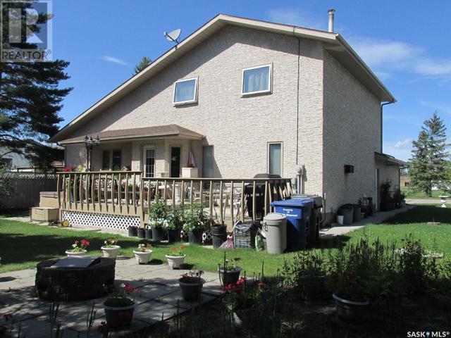 412 9th Avenue E, House detached with 3 bedrooms, 4 bathrooms and null parking in Nipawin SK | Image 30
