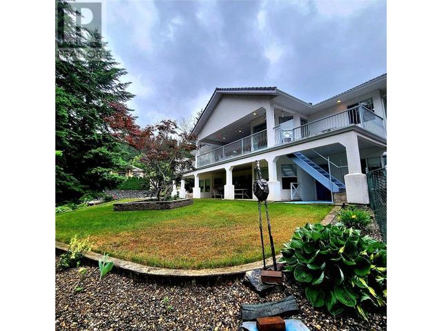 2588 Glenmount Place, House detached with 4 bedrooms, 4 bathrooms and 2 parking in Columbia Shuswap C BC | Image 44