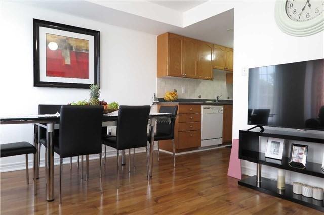 Th124 - 42 Pinery Tr, Townhouse with 3 bedrooms, 2 bathrooms and 1 parking in Toronto ON | Image 5