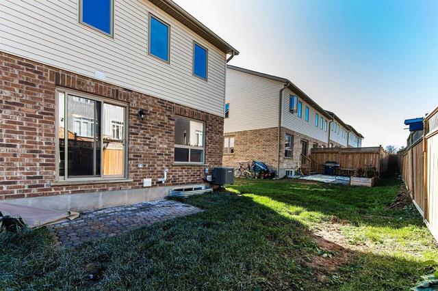 65 - 124 Parkinson Cres, House attached with 3 bedrooms, 3 bathrooms and 2 parking in Orangeville ON | Image 28