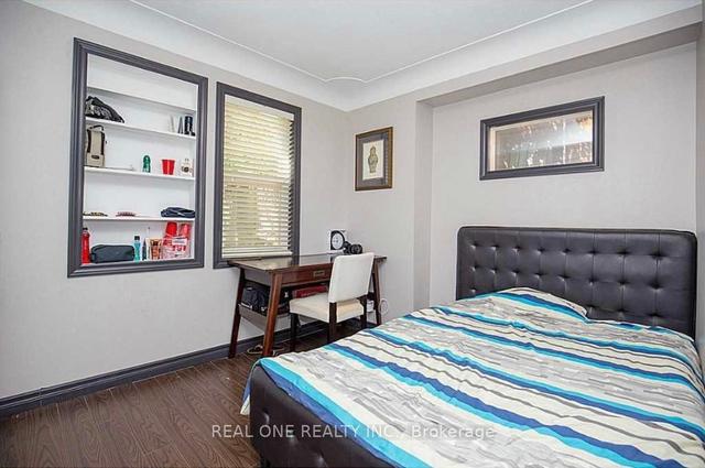 163 Arkell St, House detached with 7 bedrooms, 5 bathrooms and 2 parking in Hamilton ON | Image 24