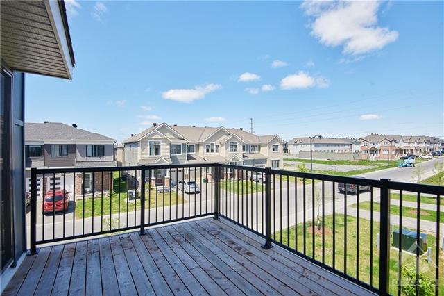 273 Zenith Private, House attached with 3 bedrooms, 2 bathrooms and 2 parking in Ottawa ON | Image 17