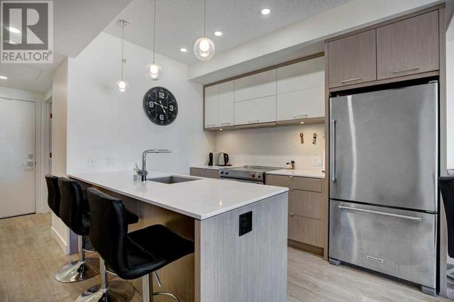 305, - 3450 19 Street Sw, Condo with 1 bedrooms, 1 bathrooms and 1 parking in Calgary AB | Image 5
