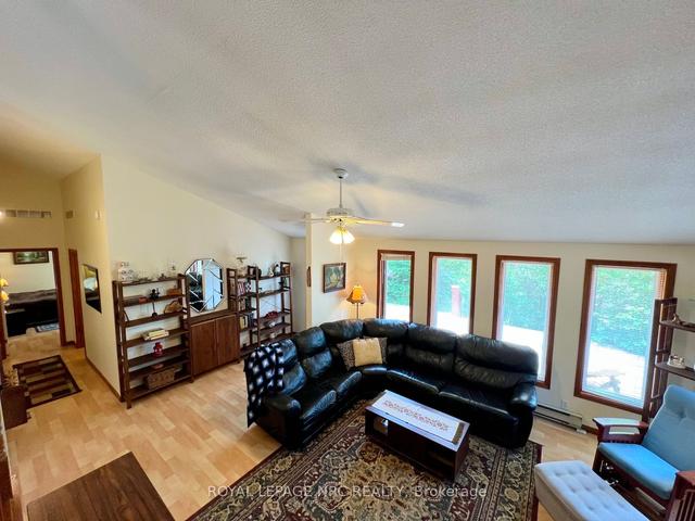 41 Reeves Dr, House detached with 3 bedrooms, 2 bathrooms and 8 parking in Parry Sound, Unorganized, Centre Part ON | Image 40
