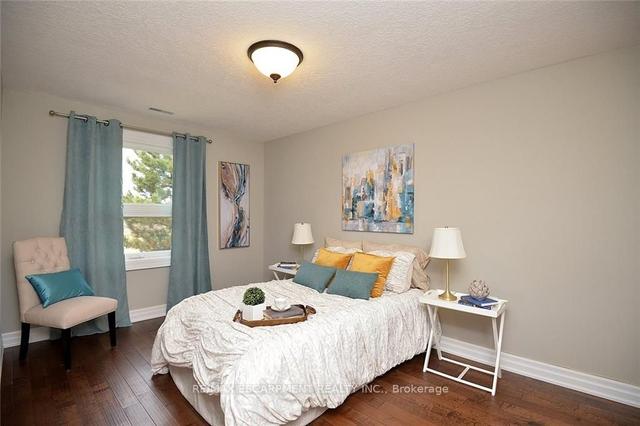 41 Sister Kern Terr, Townhouse with 1 bedrooms, 2 bathrooms and 2 parking in Hamilton ON | Image 11