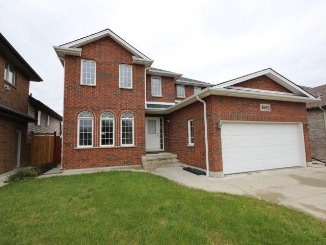 4562 Unicorn Ave, House detached with 4 bedrooms, 4 bathrooms and 2 parking in Windsor ON | Image 1