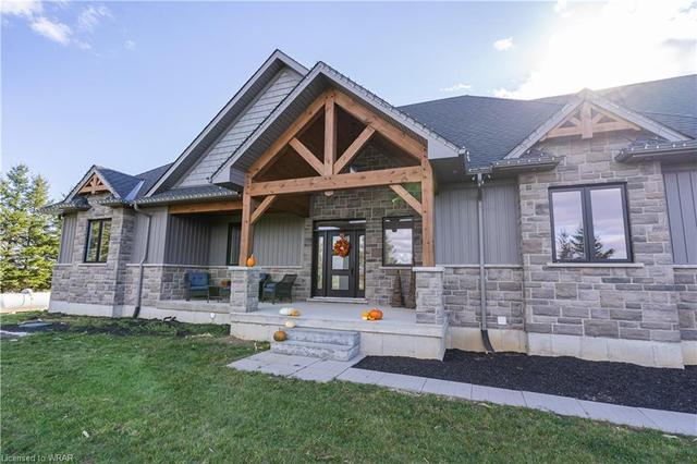 7751 Sideroad 7 E, House detached with 3 bedrooms, 3 bathrooms and 12 parking in Wellington North ON | Image 3