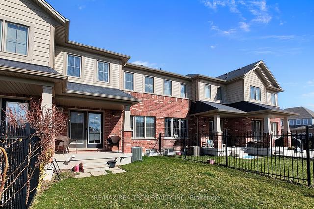 8472 Hickory Lane, House attached with 3 bedrooms, 3 bathrooms and 2 parking in Niagara Falls ON | Image 27