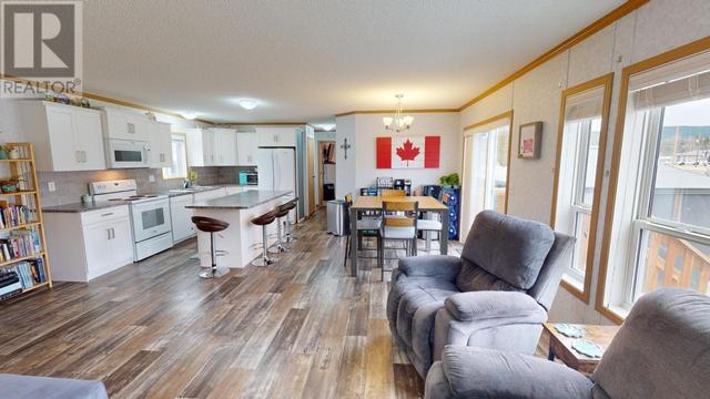 295 Kerouac Road, House other with 3 bedrooms, 2 bathrooms and null parking in Cariboo A BC | Image 2