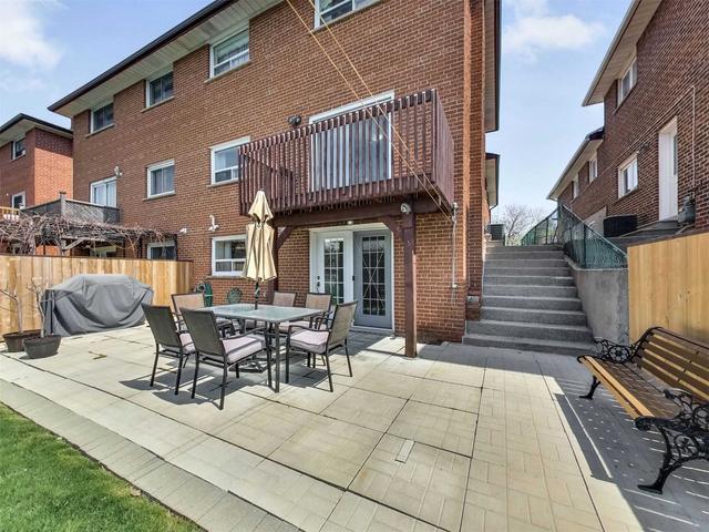unit 2 - 219 Shawnee Circ, House semidetached with 2 bedrooms, 1 bathrooms and 4 parking in Toronto ON | Image 7