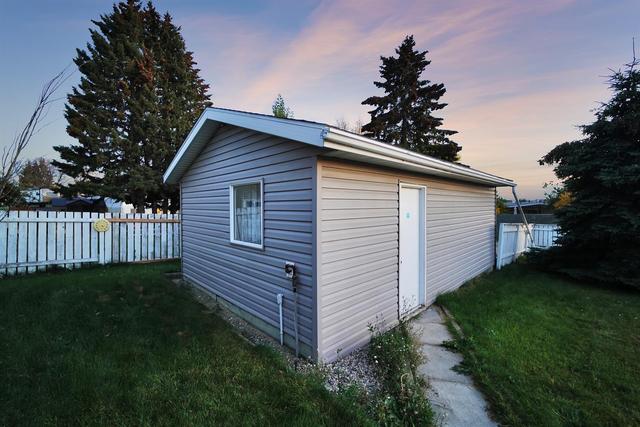5707 53 Avenue, House detached with 3 bedrooms, 2 bathrooms and 2 parking in Rocky Mountain House AB | Image 20