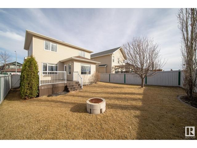 79 Lamplight Dr, House detached with 3 bedrooms, 2 bathrooms and 4 parking in Spruce Grove AB | Image 2