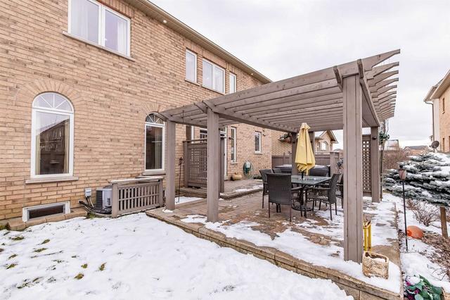 32 Eaglesprings Cres, House detached with 4 bedrooms, 4 bathrooms and 6 parking in Brampton ON | Image 21