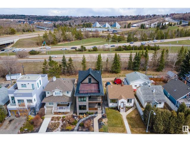 9623 99a St Nw, House detached with 3 bedrooms, 2 bathrooms and null parking in Edmonton AB | Image 42