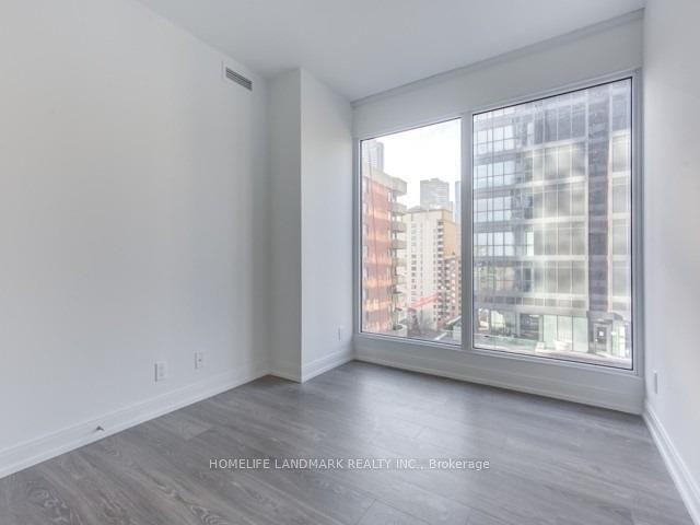 4005 - 181 Dundas St E, Condo with 2 bedrooms, 1 bathrooms and 0 parking in Toronto ON | Image 13