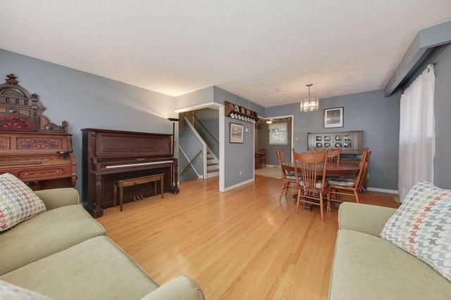 24 Curtiss Crt, House detached with 4 bedrooms, 2 bathrooms and 5 parking in Barrie ON | Image 19