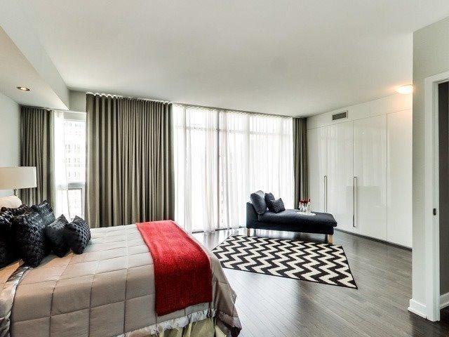 uph15 - 21 Nelson St, Condo with 2 bedrooms, 3 bathrooms and 2 parking in Toronto ON | Image 10
