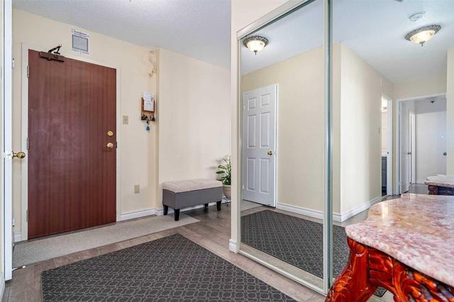 Ph4 - 100 County Court Blvd, Condo with 3 bedrooms, 2 bathrooms and 2 parking in Brampton ON | Image 1
