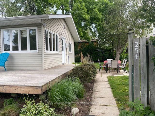 254 Bay St, House detached with 2 bedrooms, 1 bathrooms and 2 parking in Saugeen Shores ON | Image 30