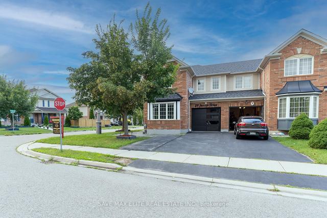 29 Jessop Dr, House semidetached with 3 bedrooms, 4 bathrooms and 3 parking in Brampton ON | Image 12