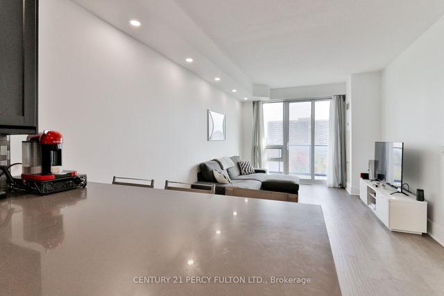 1201 - 181 Wynford Dr, Condo with 1 bedrooms, 1 bathrooms and 1 parking in Toronto ON | Image 2