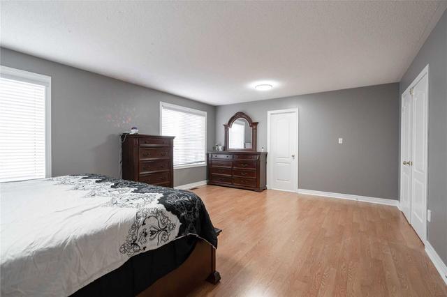 2 Blazing Star Dr, House detached with 4 bedrooms, 6 bathrooms and 6 parking in Brampton ON | Image 20