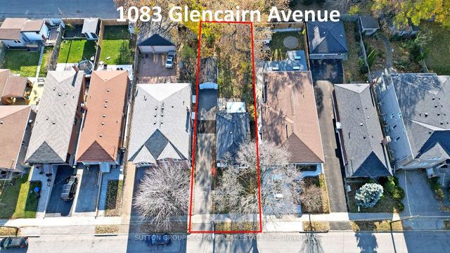 1083 Glencairn Ave, House detached with 2 bedrooms, 2 bathrooms and 5 parking in Toronto ON | Image 18