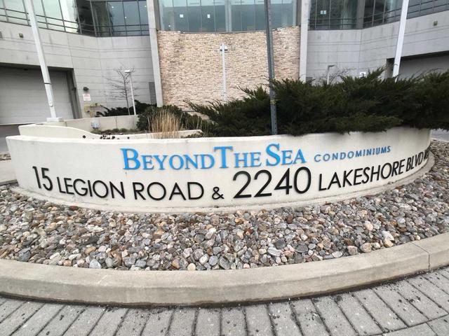 504 - 15 Legion Rd, Condo with 2 bedrooms, 2 bathrooms and 1 parking in Toronto ON | Image 12