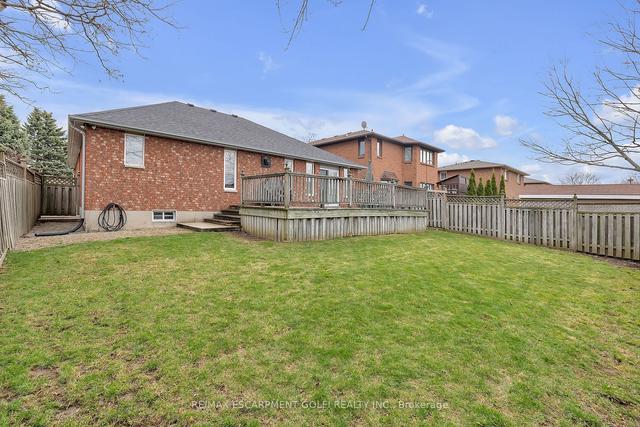 238 Alderlea Ave, House detached with 2 bedrooms, 2 bathrooms and 6 parking in Hamilton ON | Image 32