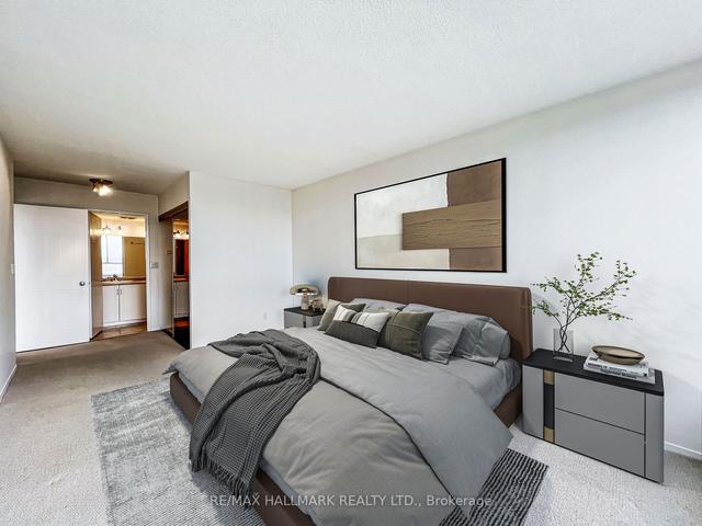 p-10 - 100 Observatory Lane, Condo with 2 bedrooms, 2 bathrooms and 1 parking in Richmond Hill ON | Image 3
