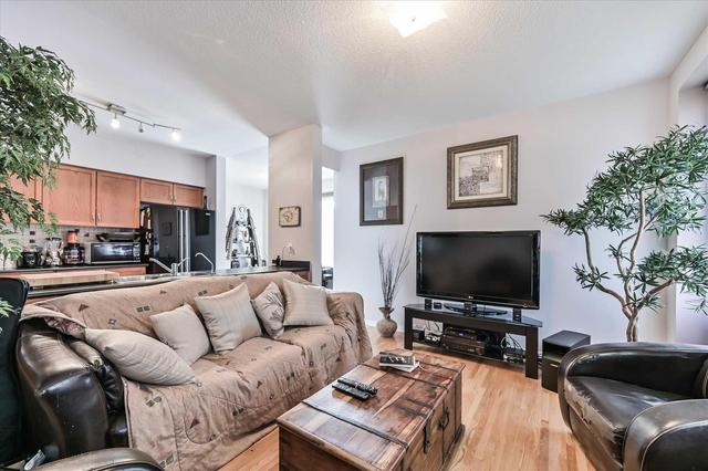 20 Lindcrest Manr, House detached with 3 bedrooms, 3 bathrooms and 1 parking in Markham ON | Image 11