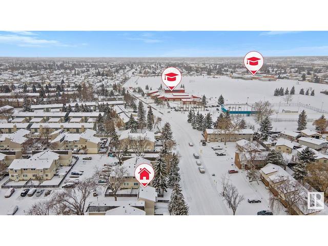 9f Clareview Vg Nw, House attached with 3 bedrooms, 1 bathrooms and 1 parking in Edmonton AB | Image 39