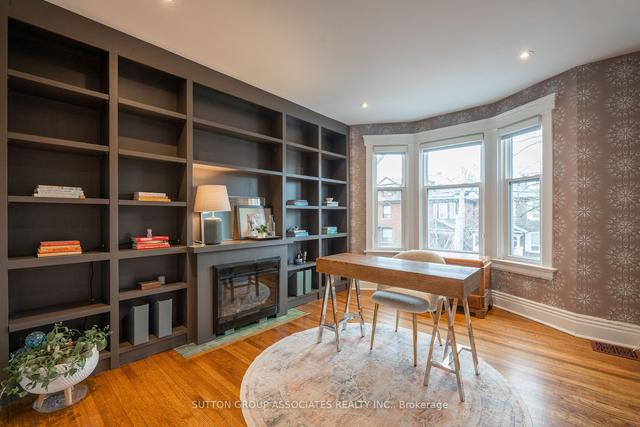 70 Beatrice St, House semidetached with 5 bedrooms, 4 bathrooms and 2 parking in Toronto ON | Image 7