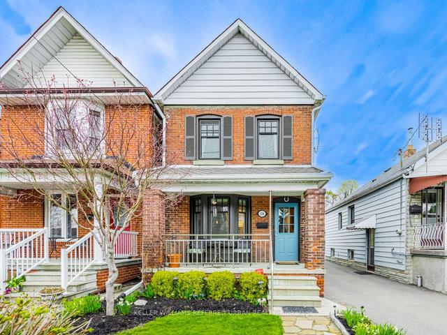 134 Eileen Ave, House detached with 2 bedrooms, 2 bathrooms and 2 parking in Toronto ON | Image 1